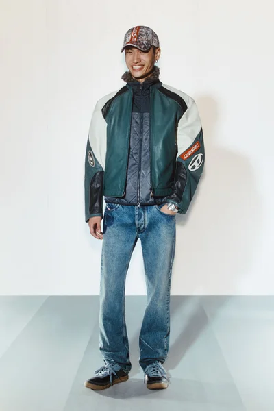 Look 19